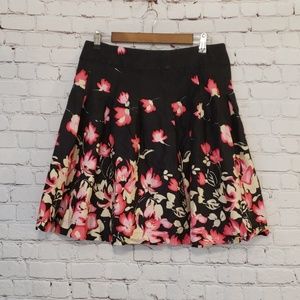 Gegrge skirt black and pink floral
